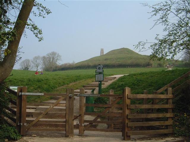 21 - Tor path entrance from Chilkwell.jpg